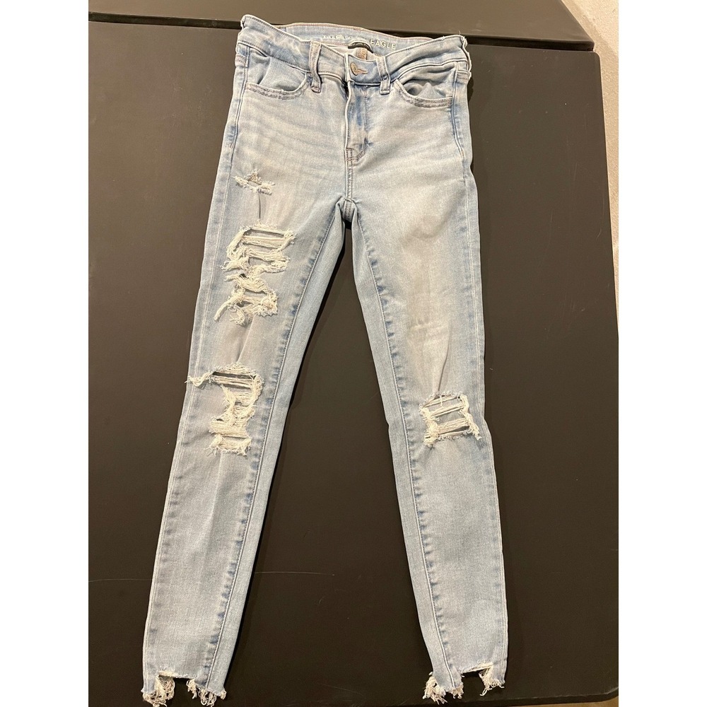 American Eagle Outfitters Womens Size 0 Short Light Wash Distressed Skinny Jeans
